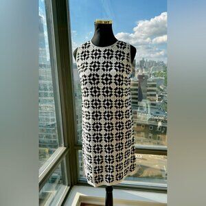 🆕 FARM Rio 🧿 NWOT Patch Crochet Black & White Monochrome Mini Dress - Size M